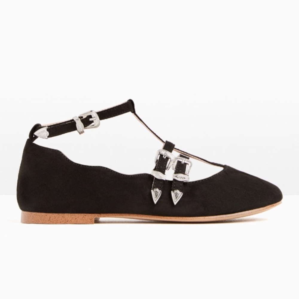 Zara Black Buckled Strap Ballerina Flats || Size 2